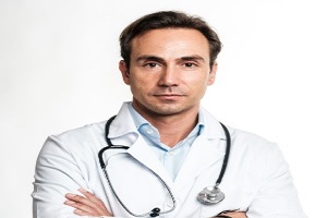 Dr. Jesús Yanini García de los mejores endocrinos en Valencia