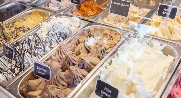 Heladerías - Diferentes sabores de helado en una de las mejores heladerías en Valencia