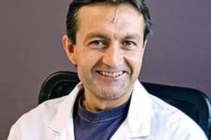 Cirujanos vasculares - Dr. Esteban Hernández Osma