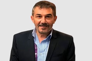 Dr. Julio Puig