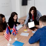 Academias de inglés - Estudiantes en clases de idiomas para aprender ingles en una de las mejores academias de inglés en Valencia