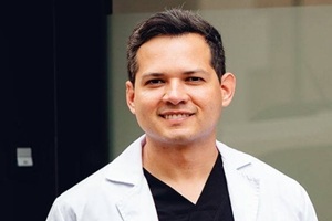 Dr. Rodolfo Chicas Sett