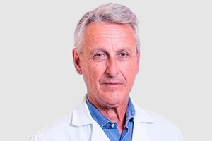 Dr. Carlos Fernández-Martos Soriano
