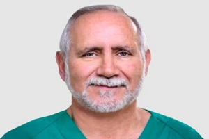 Cirujanos de rinoplastia - Dr. Julián Safont Albert