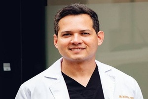 Dr. Rodolfo Chicas Sett