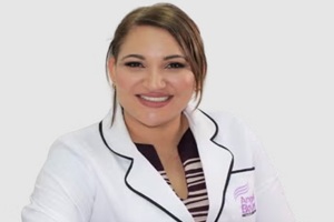 Médicos de trasplante capilar - Dra. Angélica Bouret Lebron