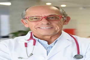 uno de los especialistas en enfermedades infecciosas en Valencia, foto del Dr. Fernando García-Sala Viguer