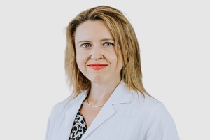 una de las especialistas en enfermedades infecciosas en Valencia, foto de la Dra. Ángela Nicolás Pérez