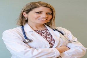 una de las especialistas en enfermedades infecciosas en Valencia, foto de la Dra. Lydia Díez Langhetée