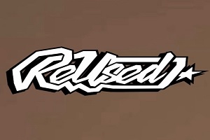 una de las tiendas de ropa vintage de Valencia, logo de la tienda Reused Store
